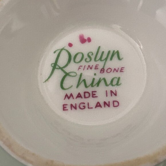 beautiful vintage tea cup & saucer. Roslyn UK - Picture 7 of 7